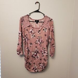 Iz Byer Pink Floral Lace Mid Sleeve Blouse